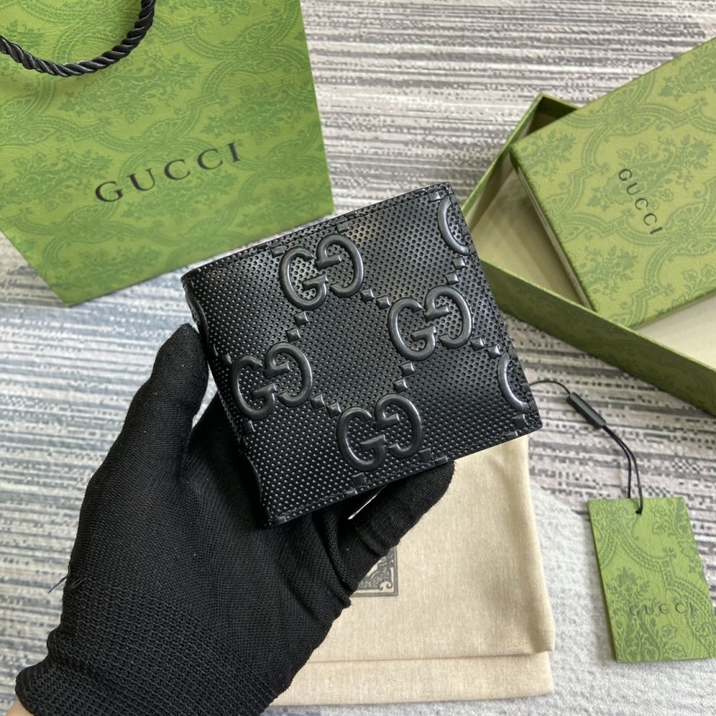 G*u*i wallets & purse